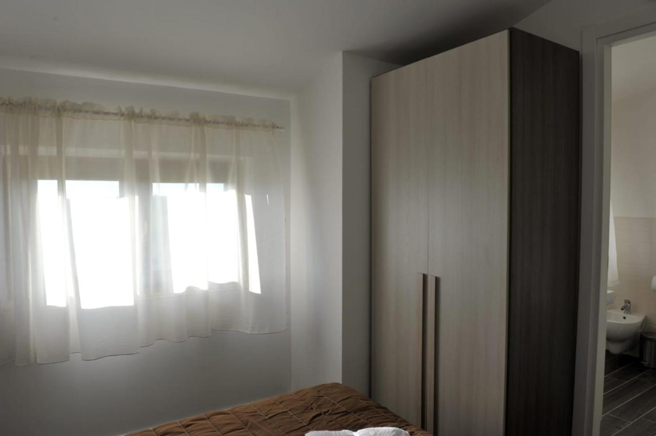 גריסוליאה Villa Laregina מראה חיצוני תמונה