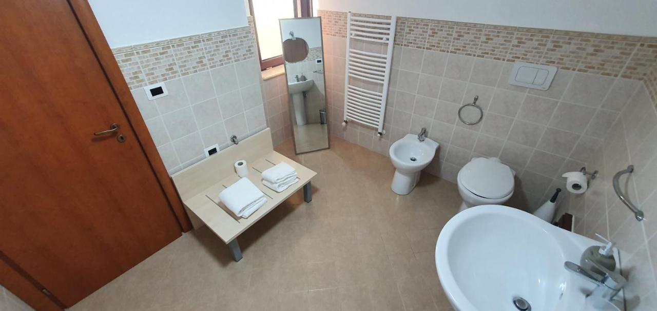גריסוליאה Villa Laregina מראה חיצוני תמונה