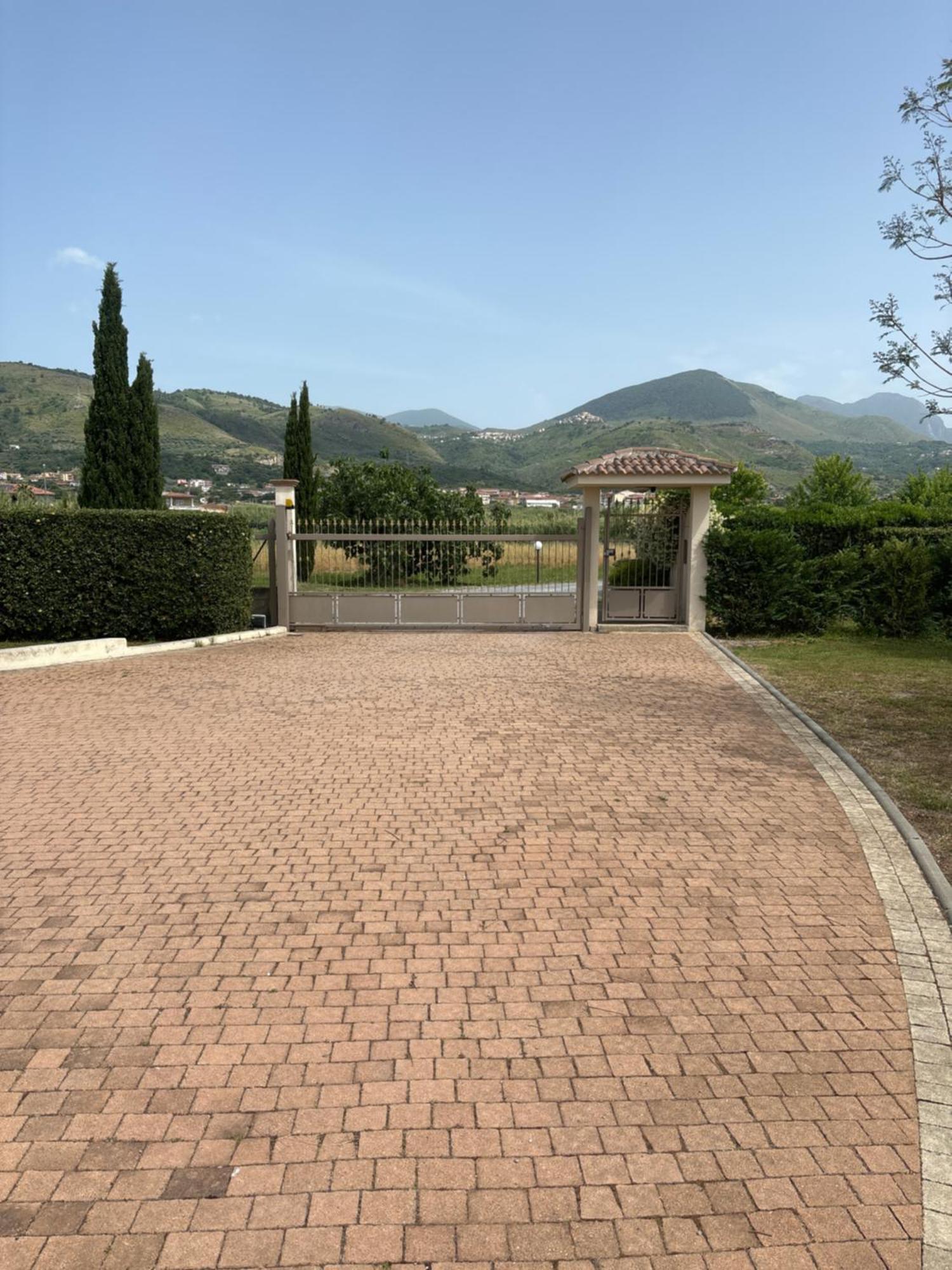 גריסוליאה Villa Laregina מראה חיצוני תמונה
