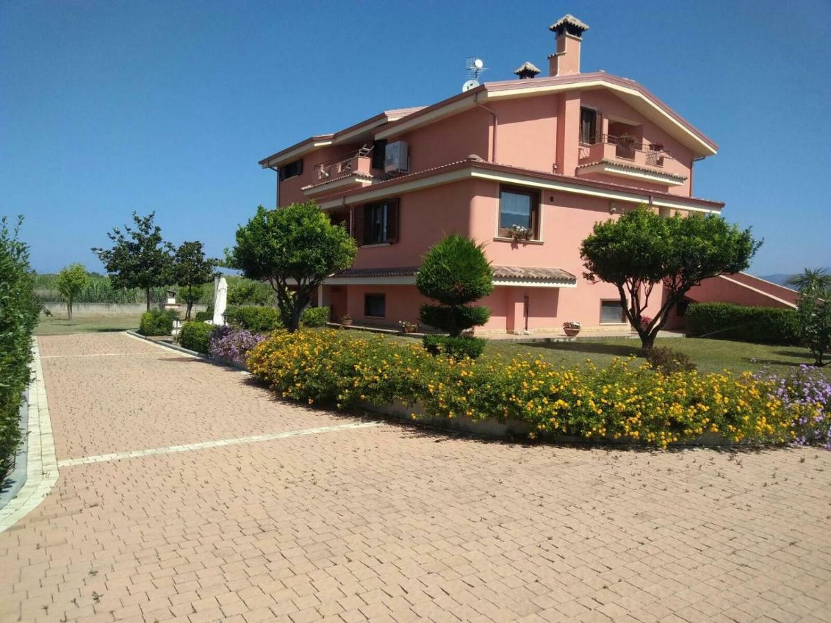 גריסוליאה Villa Laregina מראה חיצוני תמונה