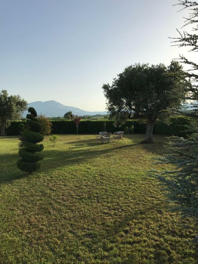 גריסוליאה Villa Laregina מראה חיצוני תמונה